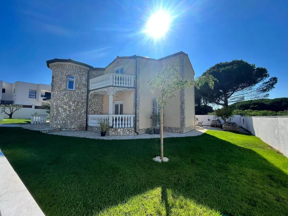Olivea Luxury Suites Fažana 0*,